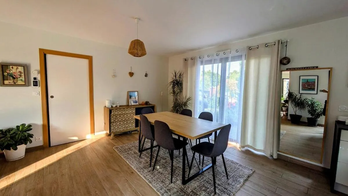 Villa Les Airelles Beauzelle 0*,  France